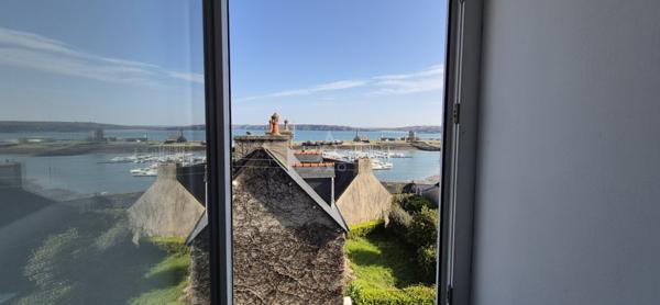 Maison de caractère en pierre avec vue mer – 3 logements indépendants au cœur de Camaret-sur-Mer