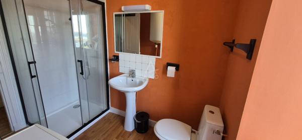 Maison de caractère en pierre avec vue mer – 3 logements indépendants au cœur de Camaret-sur-Mer