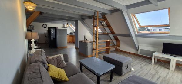 Maison de caractère en pierre avec vue mer – 3 logements indépendants au cœur de Camaret-sur-Mer