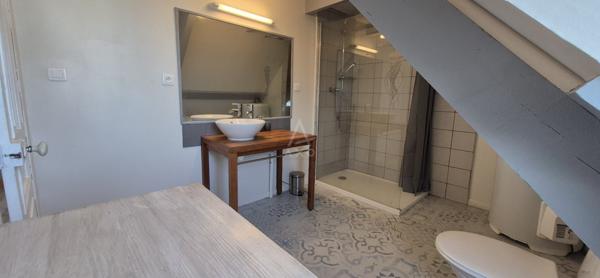 Maison de caractère en pierre avec vue mer – 3 logements indépendants au cœur de Camaret-sur-Mer