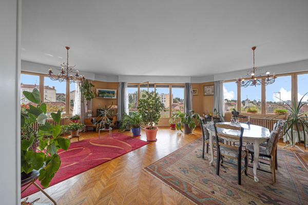 Superbe Appartement Montceau Les Mines 7 pièces 166.58 m2