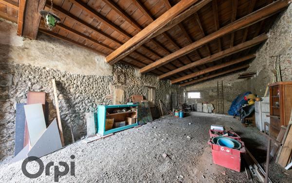 Maison à vendre    2 pièces • 80 m2 Pézilla-la-Rivière
