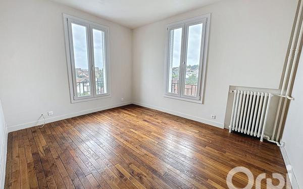 Appartement à vendre    2 pièces • 40 m2 Clamart