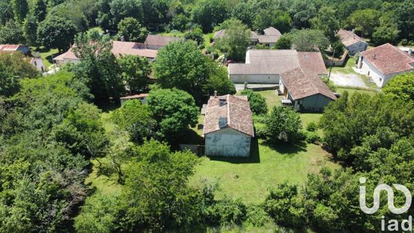 Maison 3 pièces de 64 m² à Mouthiers-sur-Boëme (16440)