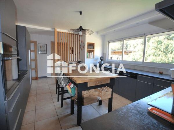 À vendre Maison 8 pièces 260 m² - Céret 66400