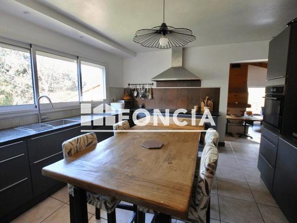 À vendre Maison 8 pièces 260 m² - Céret 66400