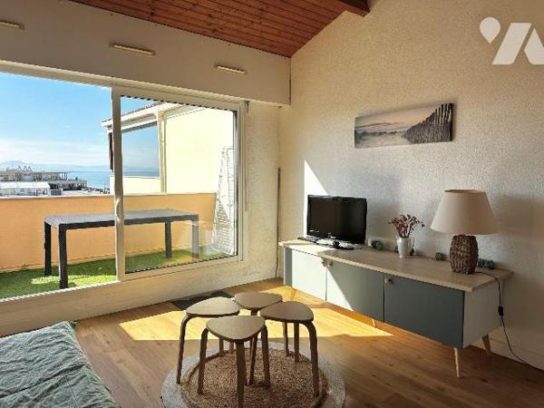 APPARTEMENT A VENDRE A CAPBRETON VUE OCEAN Landes (40)
Emplacement exceptionnel pour ce studio...