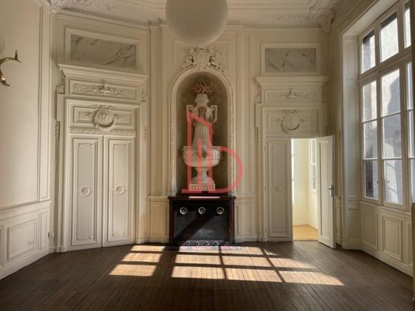 Bureau de 270 m² à louer à Bordeaux Triangle D'or