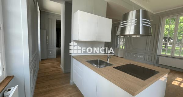 À vendre Appartement 5 pièces 131.32 m² - Morigny-champigny 91150