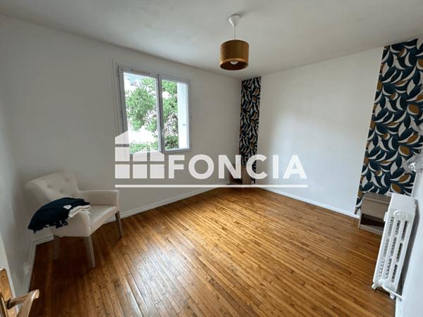Location Appartement meublé 3 pièces 54.68 m² - 123 RUE EBLE - BATIMENT 10 Angers 49000