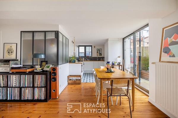 Duplex avec terrasse entièrement rénové