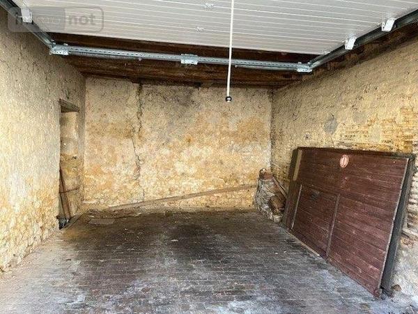 Garage - Parking à vendre à Souligné-sous-Ballon dans la Sarthe (72290), ref : 13827/632