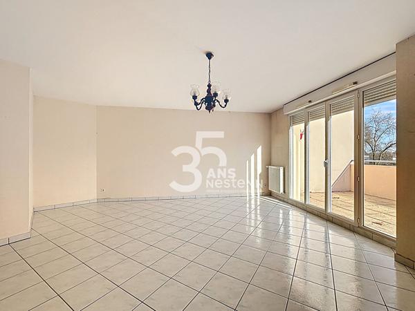 Appartement T3 à Saint-Maurille avec Balcon plein Sud et Box fermé Rare sur le secteur!!