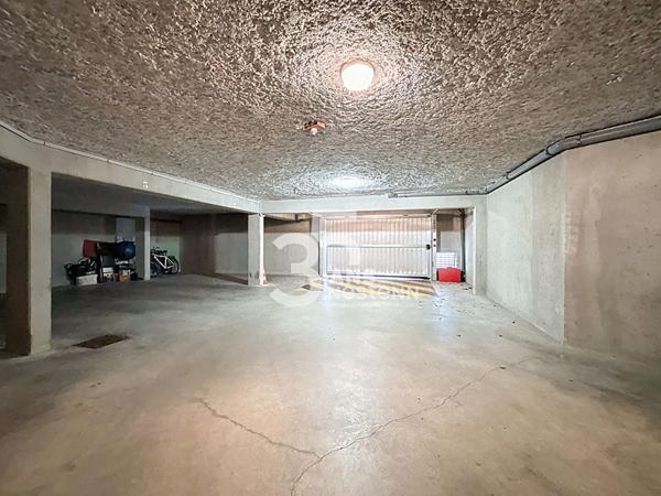 Appartement T3 à Saint-Maurille avec Balcon plein Sud et Box fermé Rare sur le secteur!!