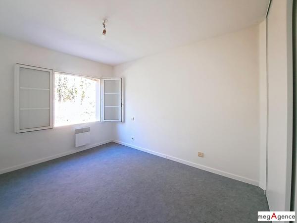 Maison à BOUGUENAIS, 44340 - 4 pièces 92m²