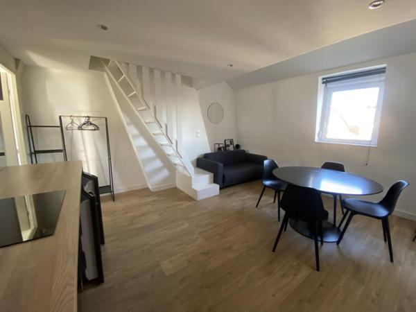 A LOUER : T2 à LILLE • Rue des Postes - Wazemmes • 860 € CC • Réf. G525-4
