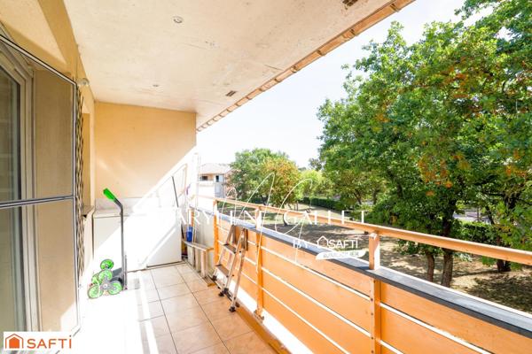 Proche gare, écoles,commodités et forêt domaniale...