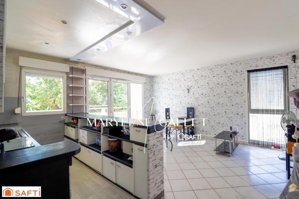 Proche gare, écoles,commodités et forêt domaniale...