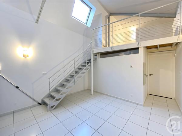 Appartement à vendre  2 pièces - 35,74 m 2   LA CHAPELLE ST LUC  - 10