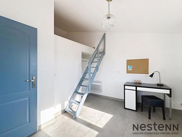 T3 lumineux avec terrasse et vue dégagée ! Dernier étage ! Centre Rousset