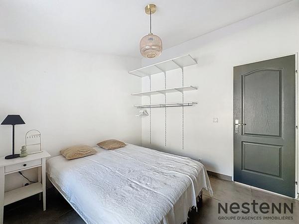 T3 lumineux avec terrasse et vue dégagée ! Dernier étage ! Centre Rousset