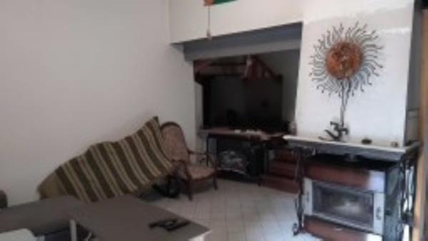 EXCLUSIVITE AVIGNON LE PONTET - MAISON COMPRENANT 3 APPARTEMENTS DONT UN DISPONIBLE DE 76 M² TERRAIN DE 620 M²