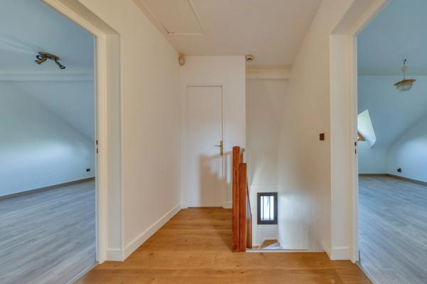Maison à vendre 6 pièces ORSAY (91), séjour double, 4 chambres, 1 bureau, sous-sol total, beaux volumes