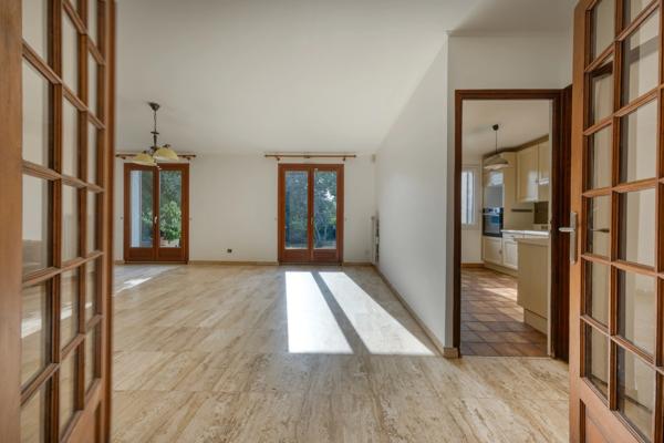 Maison à vendre 6 pièces ORSAY (91), séjour double, 4 chambres, 1 bureau, sous-sol total, beaux volumes