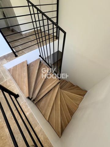 MAISON À VENDRE DE 7 PIÈCES DE 177,90 M²