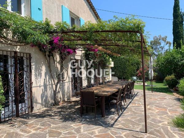 MAISON À VENDRE DE 7 PIÈCES DE 177,90 M²