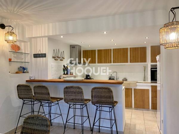 MAISON À VENDRE DE 7 PIÈCES DE 177,90 M²