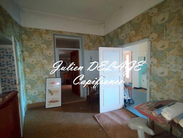 Exceptionnel à Embrun – Maison à rénover avec dépendances et fort potentiel