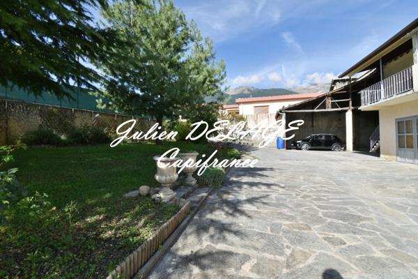 Exceptionnel à Embrun – Maison à rénover avec dépendances et fort potentiel