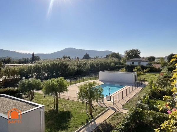 L’alliance parfaite entre confort, calme et art de vivre Hyérois.