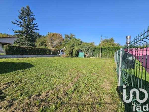 Maison 4 pièces de 93 m² à Roullet-Saint-Estèphe (16440)