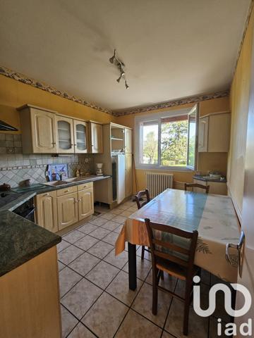 Maison 4 pièces de 93 m² à Roullet-Saint-Estèphe (16440)