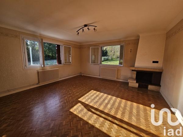 Maison 4 pièces de 93 m² à Roullet-Saint-Estèphe (16440)