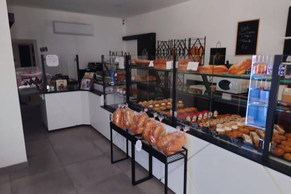 Boulangerie Pâtisserie de plain pieds