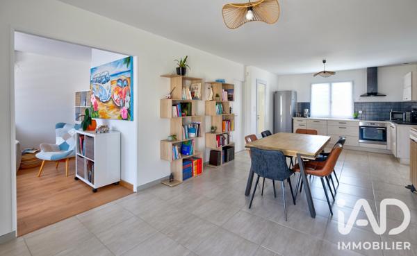 Maison à vendre 4 pièces 87 m² Saint-Vincent-sur-Jard