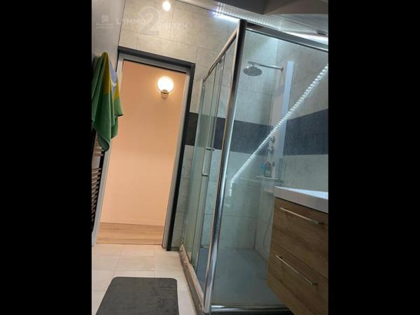 HENNEBONT Maison de ville lumineuse - 75 m²  - 2 chambres / bureau