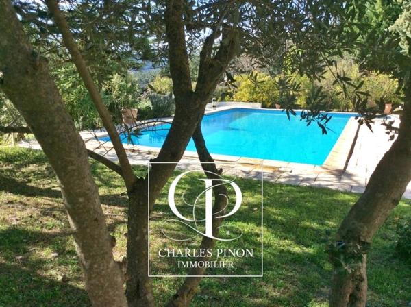 Villa à vendre 8 pièces ROGNES proche Aix-En-Provence (13)