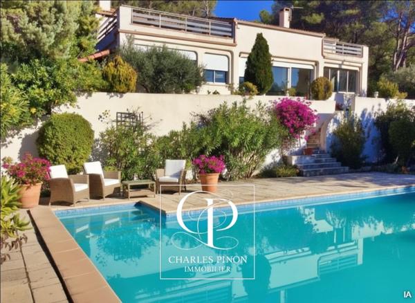 Villa à vendre 8 pièces ROGNES proche Aix-En-Provence (13)