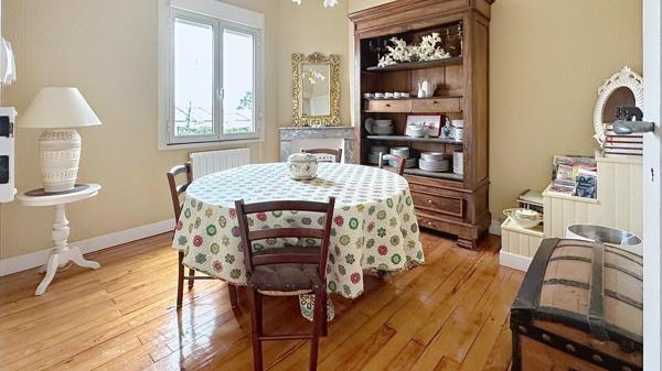 Maison individuelle de 115 m2 avec grand garage de 185 m2