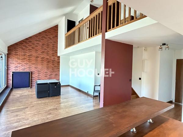Appartement avec terrasses au Coudray Montceaux