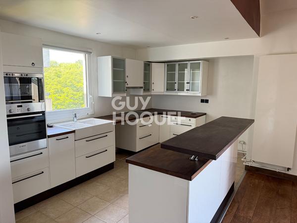 Appartement avec terrasses au Coudray Montceaux