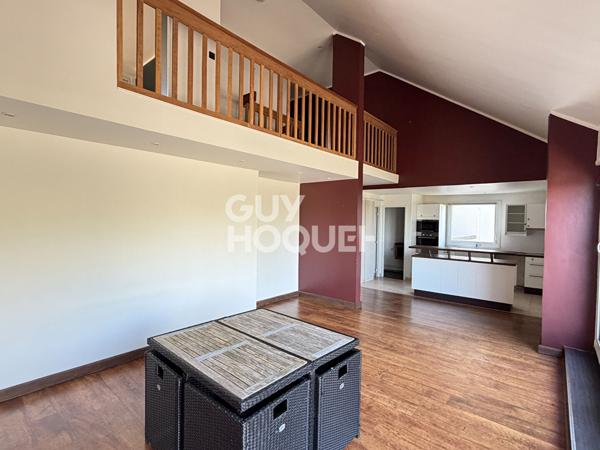 Appartement avec terrasses au Coudray Montceaux