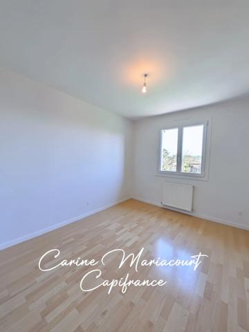 🔥 Maison familiale 4 chambres avec piscine, grand terrain clos et sous-sol complet – Proche Saint-Maixent-l’École 🔥