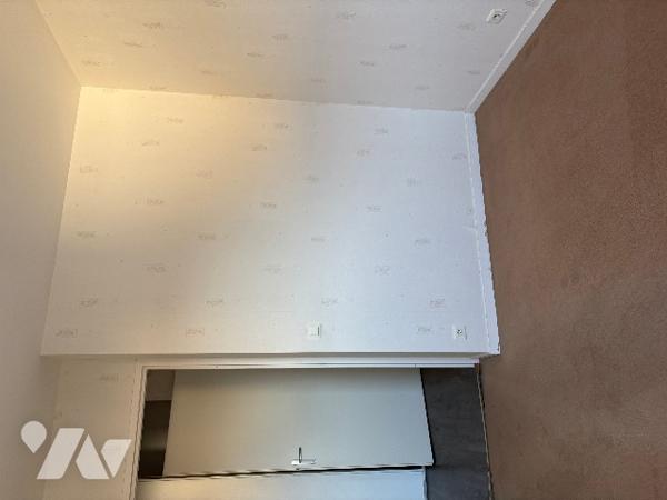 A VENDRE ROUEN PASTEUR, prox. église de la Madeleine et Préfecture, dans résidence sécurisée.