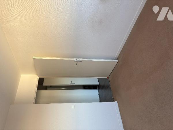 A VENDRE ROUEN PASTEUR, prox. église de la Madeleine et Préfecture, dans résidence sécurisée.