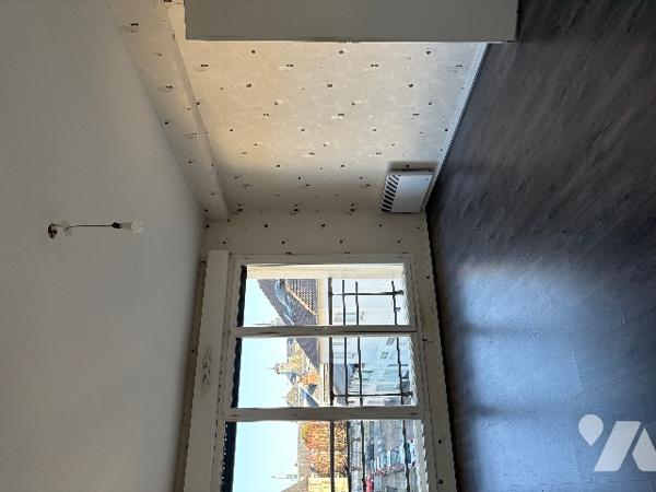 A VENDRE ROUEN PASTEUR, prox. église de la Madeleine et Préfecture, dans résidence sécurisée.